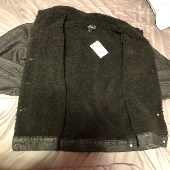 Jean jacket - Picture 3 of 4